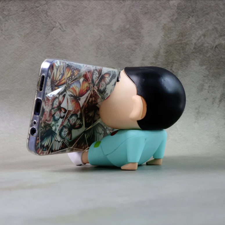 Cartoon Figurine Mobile Phone Stand – Stable & Anti-Slip Design | Shinchan